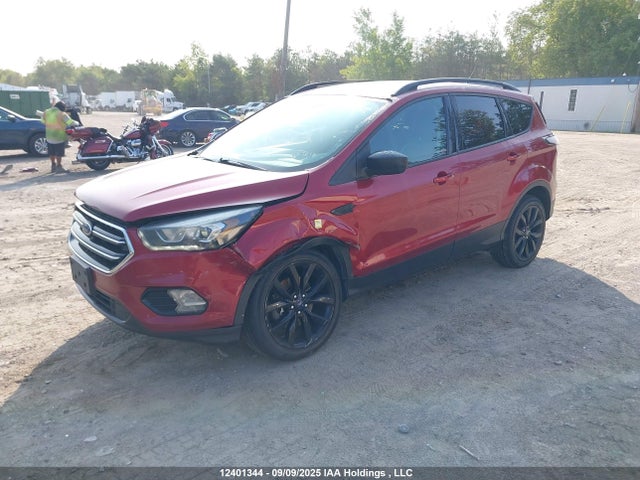 1FMCU9G9XHUA34005 Ford Escape