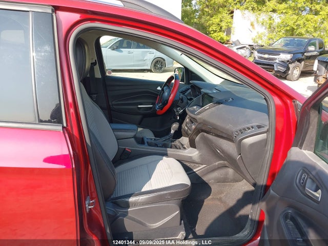 1FMCU9G9XHUA34005 Ford Escape