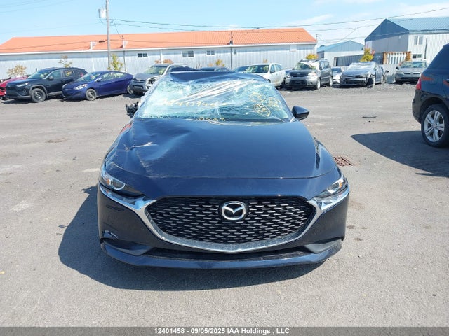 3MZBPAB74MM214784 Mazda pe