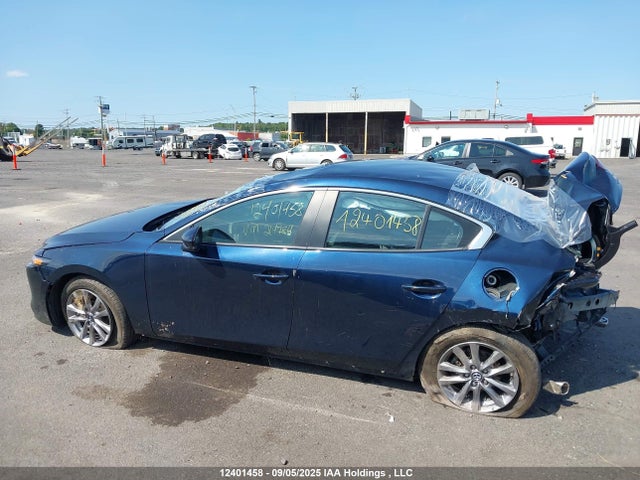 3MZBPAB74MM214784 Mazda pe