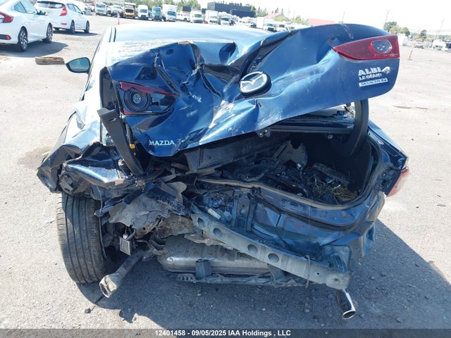 3MZBPAB74MM214784 Mazda pe