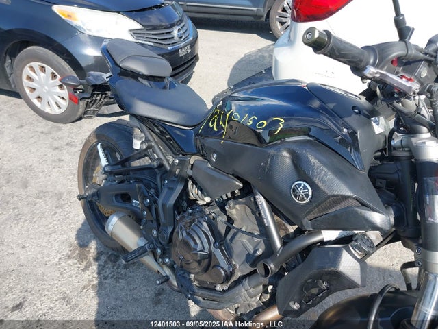 Yamaha 2017 2017 JYARM06N6HA002285 Image 15