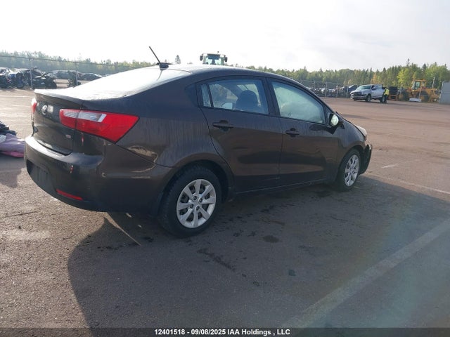 KIA dohc gamma 2015 KNADM4A32F6471155 Image 4
