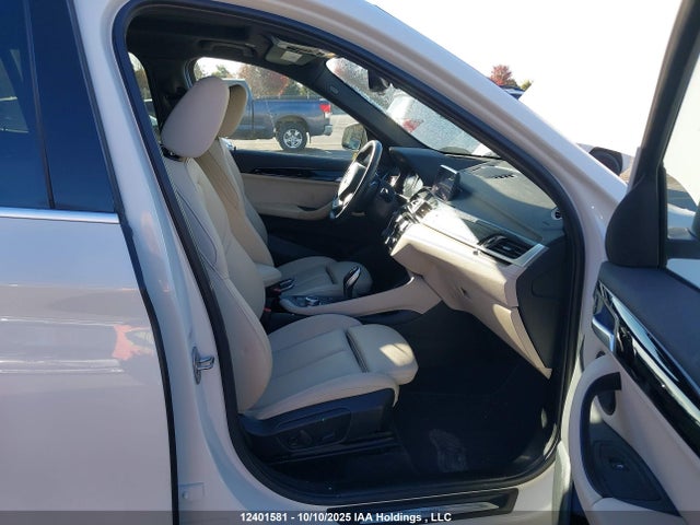 WBXJG9C06M5U33057 BMW X1
