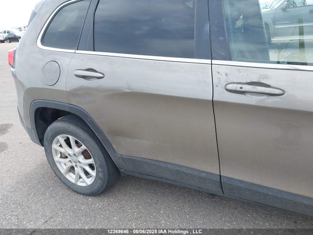1C4PJMCSXGW224979 Jeep Cherokee