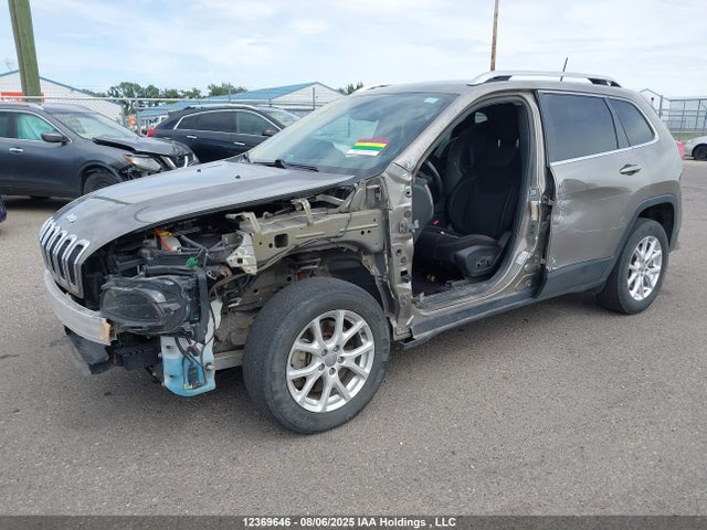 1C4PJMCSXGW224979 Jeep Cherokee
