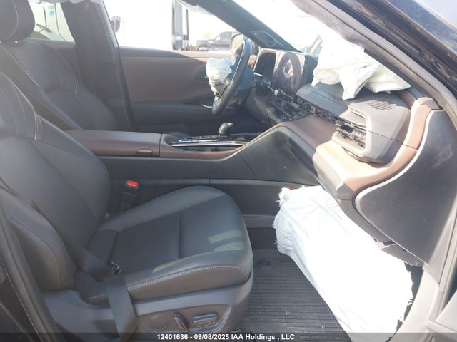 12401636 :رقم المزاد ، JTDAAAAF6R3023255 vin ، 2024 Toyota Crown Limited مزاد بيع