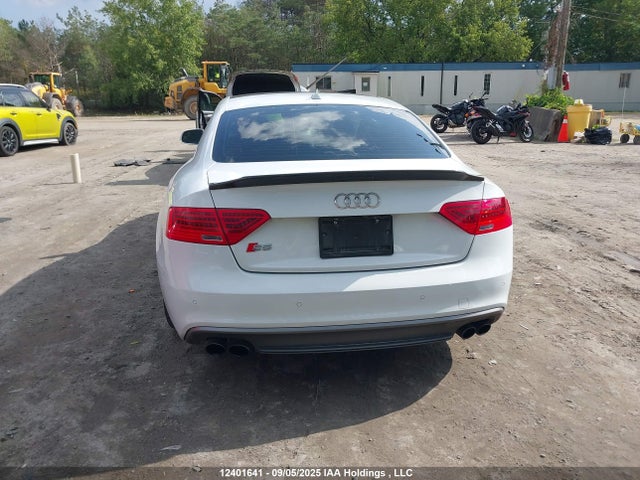 Audi S5 2014 WAULGBFR9EA031837 Image 16