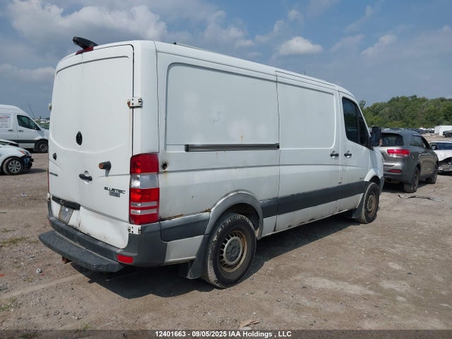 Mercedes-Benz Sprinter 2015 WD3BE7CC5F5972966 Image 4