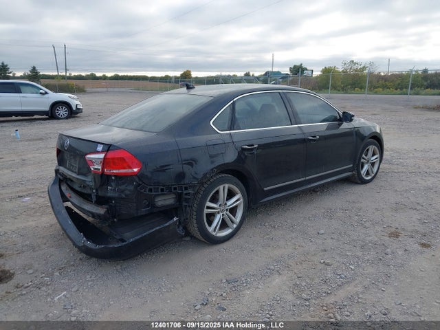 Volkswagen Passat 2014 1VWCS7A39EC064887 Image 4