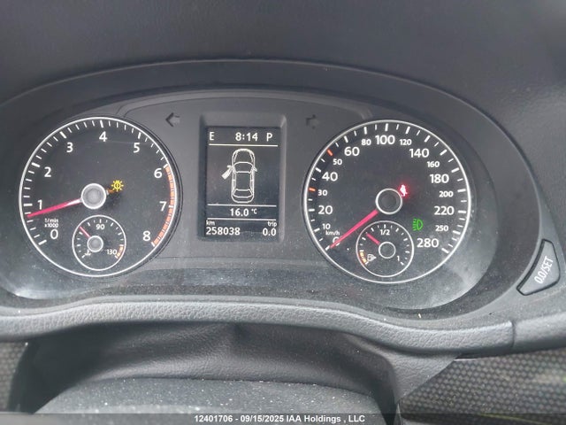 Volkswagen Passat 2014 1VWCS7A39EC064887 Image 7