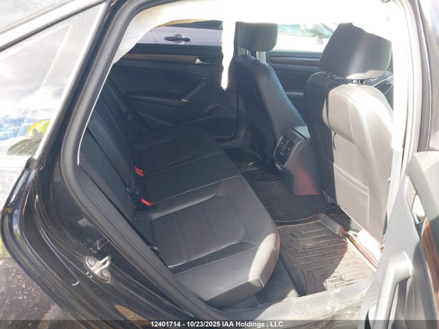 Volkswagen Passat Limited Edition 2022 1VWBA7A33NC010192 Image 8