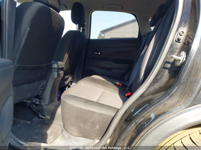Mitsubishi mivec 2019 JA4AJ3AU4KU603933 Image 8