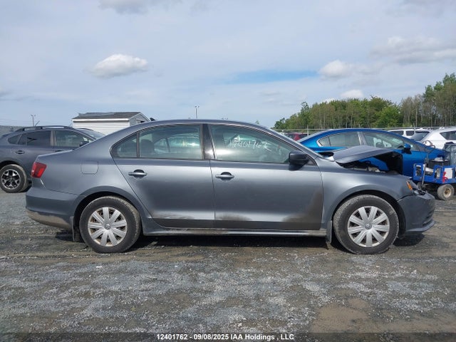 Volkswagen 1.4 tsi 2017 3VW2B7AJ7HM381435 Image 12