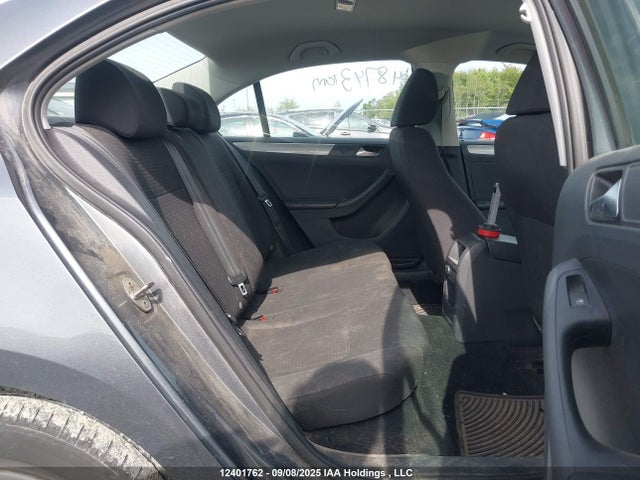 Volkswagen 1.4 tsi 2017 3VW2B7AJ7HM381435 Image 8