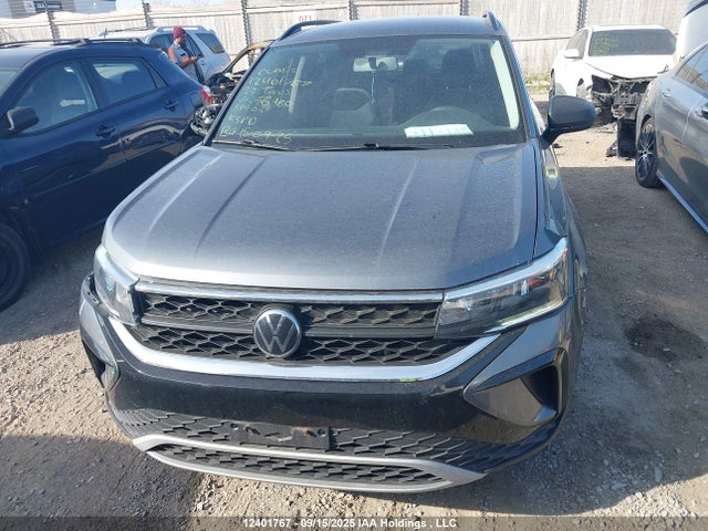 3VVAX7B28NM056460 Volkswagen tsi