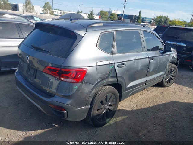 3VVAX7B28NM056460 Volkswagen tsi