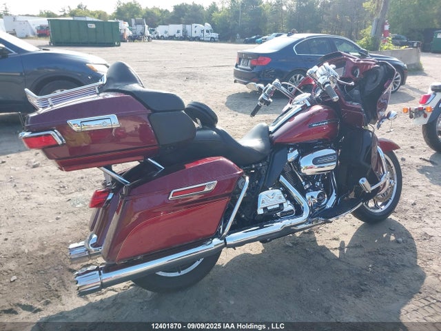 5HD1KGDA0HB665899 Harley-Davidson FLTRU