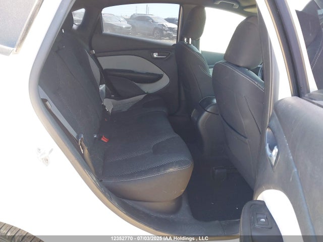 1C3CDFBBXFD275836 Dodge Dart