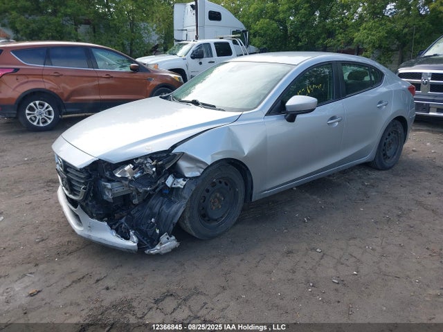 3MZBN1U70JM221214 Mazda pe