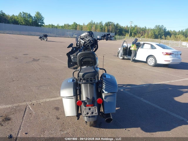 INDIAN MOTORCYCLE CO. 2021 2021 56KLCBRR0M3398990 Image 6