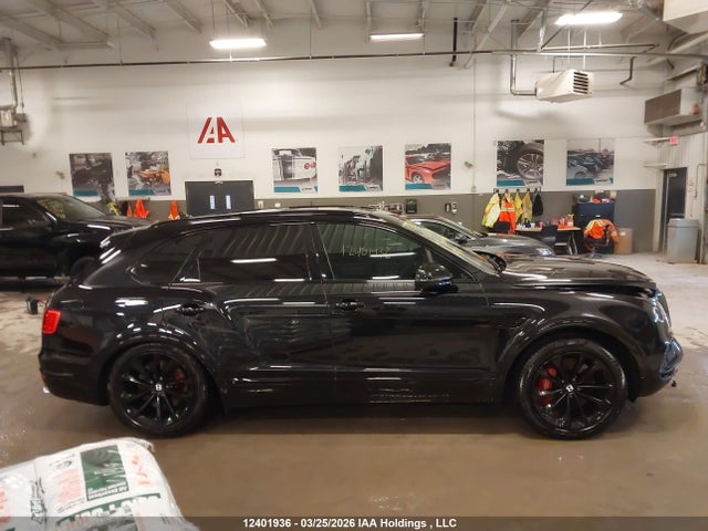 Bentley Bentayga V8 2019 SJAAM2ZV0KC024241 Image 11