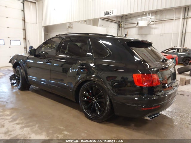 Bentley Bentayga V8 2019 SJAAM2ZV0KC024241 Image 3