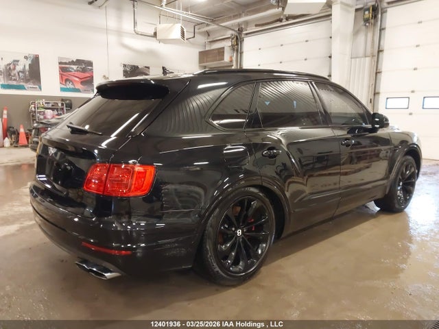 Bentley Bentayga V8 2019 SJAAM2ZV0KC024241 Image 4