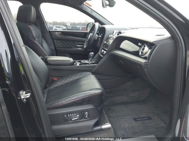 Bentley Bentayga V8 2019 SJAAM2ZV0KC024241 Image 5