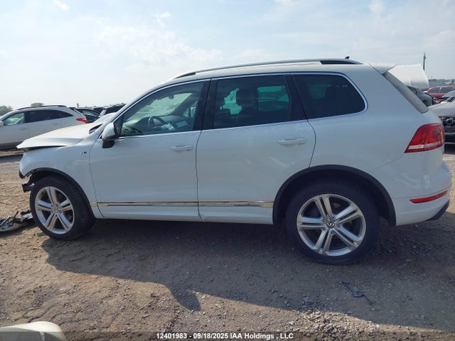 WVGDF9BP0ED008707 Volkswagen Touareg