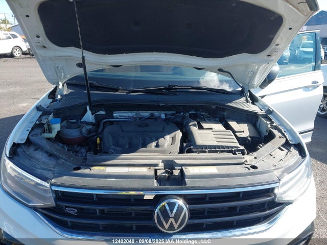 3VV8B7AX4NM055008 Volkswagen Tiguan