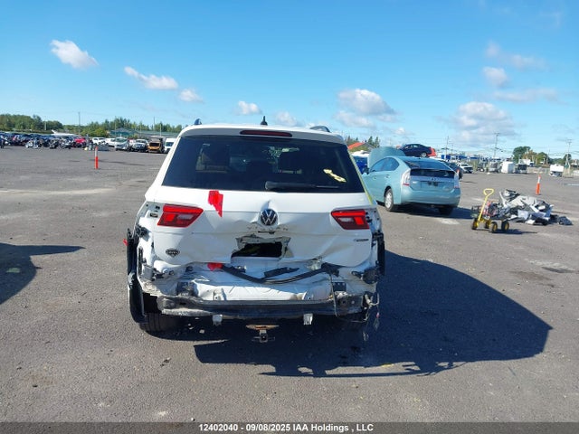 3VV8B7AX4NM055008 Volkswagen Tiguan
