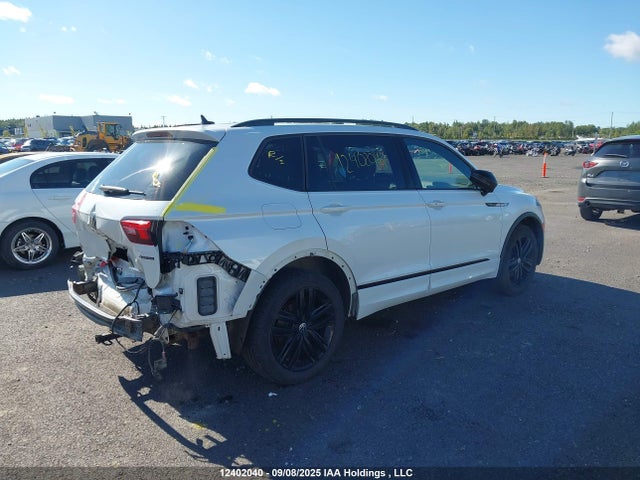 3VV8B7AX4NM055008 Volkswagen Tiguan