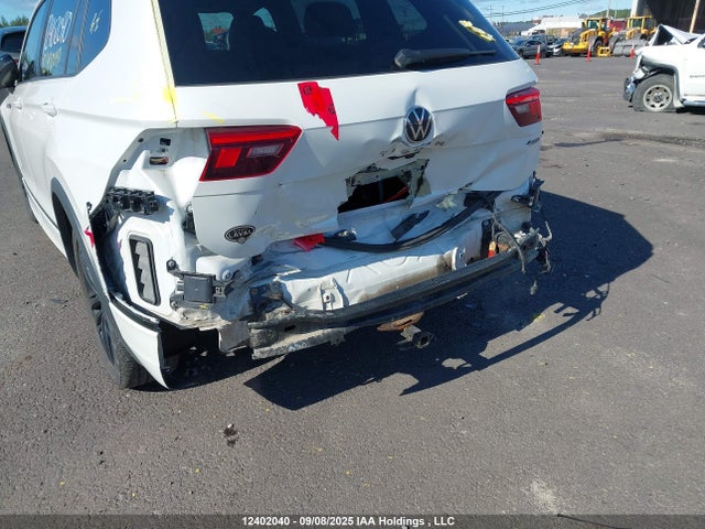 3VV8B7AX4NM055008 Volkswagen Tiguan