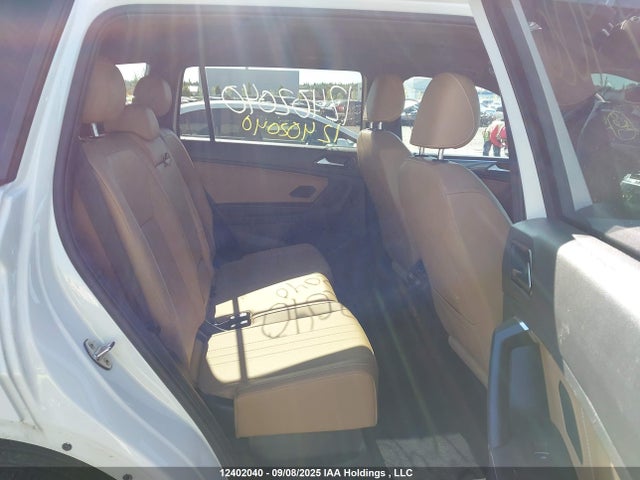 3VV8B7AX4NM055008 Volkswagen Tiguan