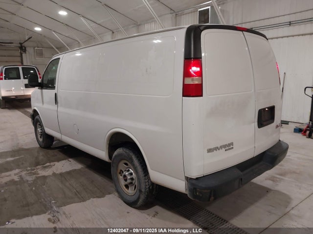 GMC l20 2015 1GTW7FCF4F1117480 Image 6