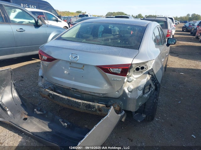 3MZBM1U75EM112854 Mazda pe