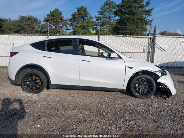 7SAYGDEE0PF781725 Tesla Model Y