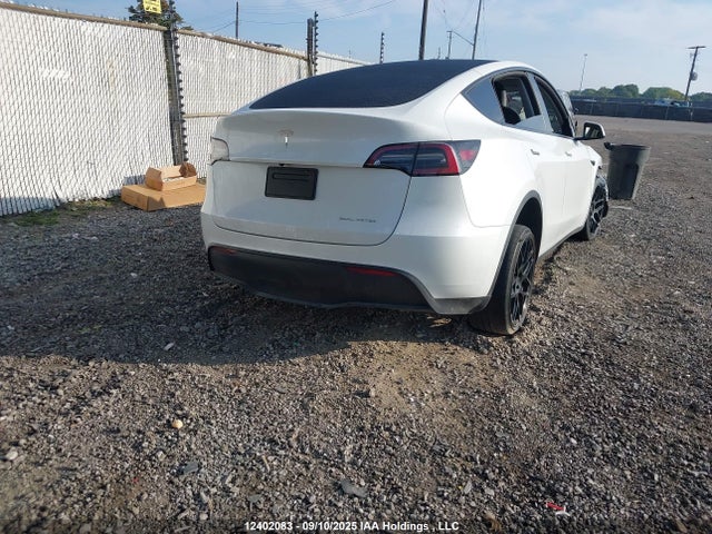 7SAYGDEE0PF781725 Tesla Model Y