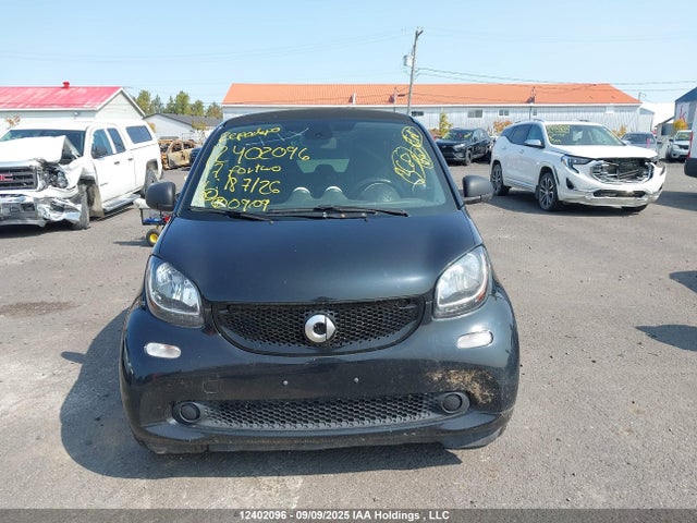 WMEFJ5DAXHK187126 Smart M281