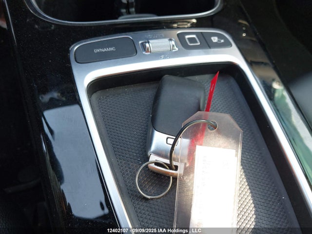 W1K5J4HB8SN538084 Mercedes-Benz m260