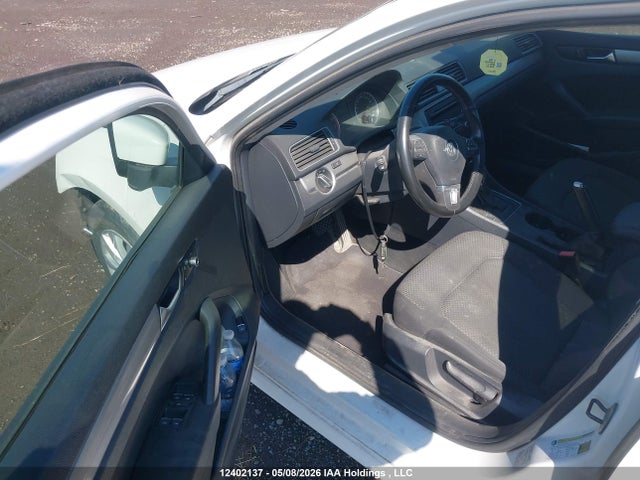 12402137 :رقم المزاد ، 1VWAH7A37DC105974 vin ، 2013 Volkswagen Passat 2.5l Trendline مزاد بيع