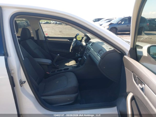 12402137 :رقم المزاد ، 1VWAH7A37DC105974 vin ، 2013 Volkswagen Passat 2.5l Trendline مزاد بيع