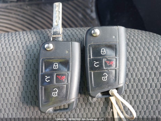 3VWC17AU8FM513391 Volkswagen GOLF SPORTWAGEN