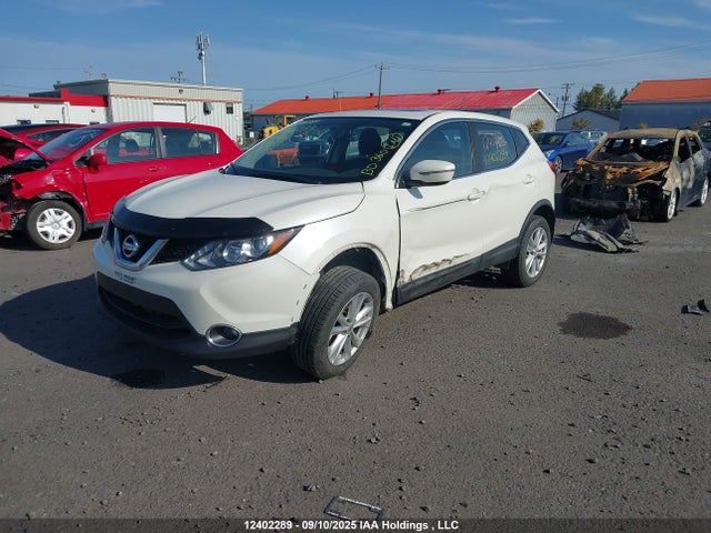 JN1BJ1CP7HW001467 Nissan 2017