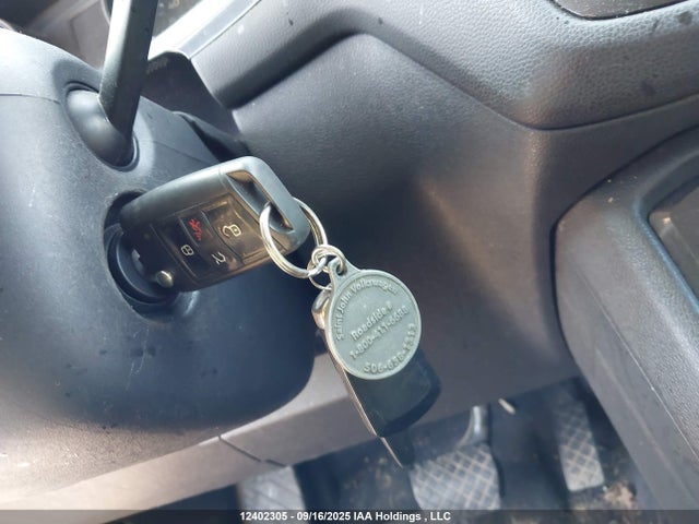 3VV0B7AX9JM069221 Volkswagen Tiguan