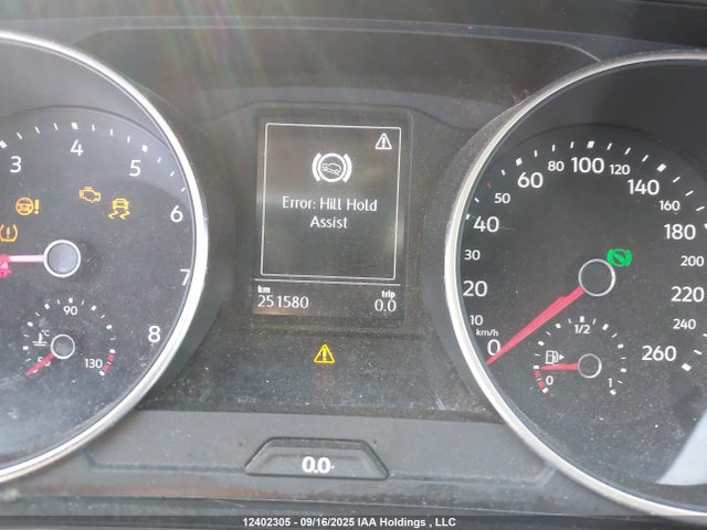 3VV0B7AX9JM069221 Volkswagen Tiguan