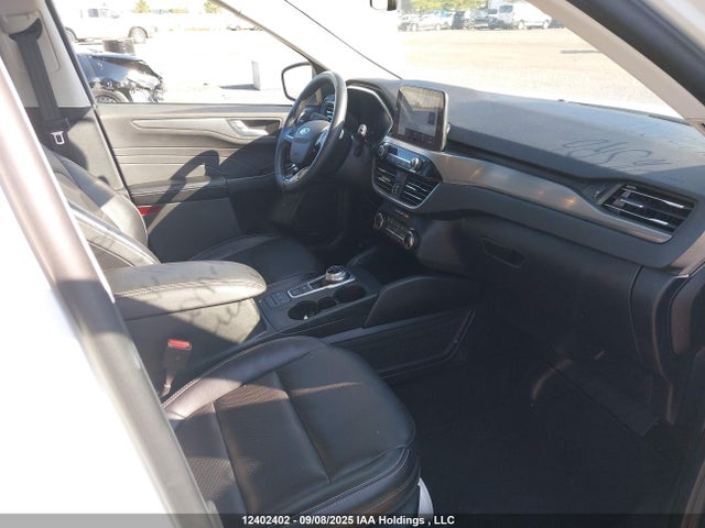1FMCU9J93NUA54987 Ford gtdi 240ps