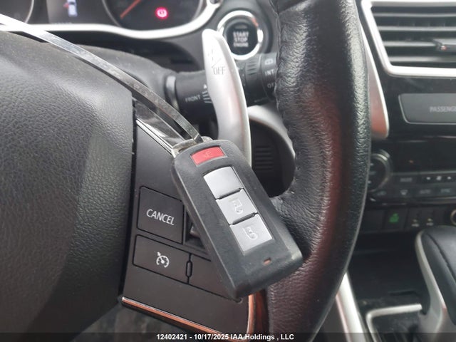 Продаж на аукціоні авто 2020 Mitsubishi Eclipse Cross Le/sp, vin: JA4AT4AA0LZ606354, номер лоту: 12402421