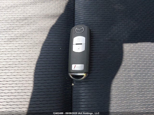 JM3KE2BE4E0324467 Mazda pe